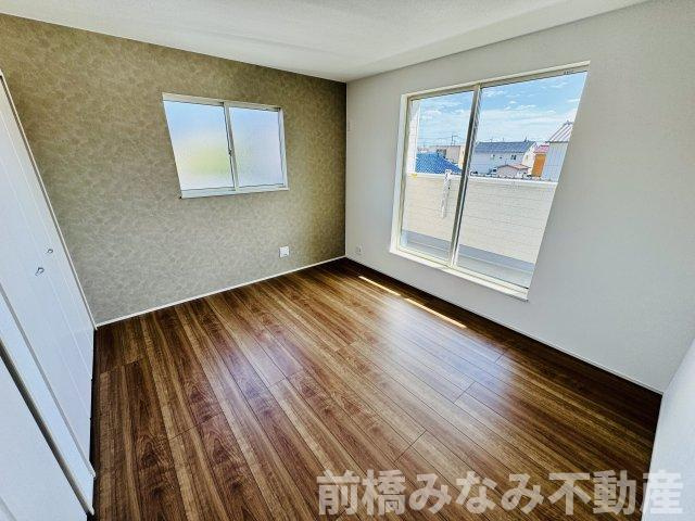 前橋市石倉町三丁目　限定1棟　ハートフルタウン　新築建売の洋室|明るい洋室です