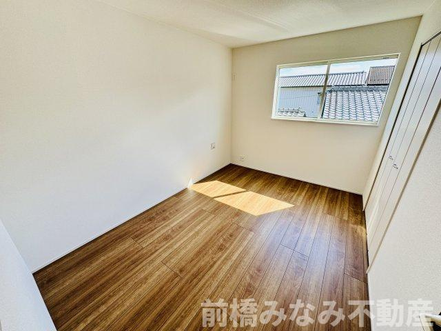 前橋市石倉町三丁目　限定1棟　ハートフルタウン　新築建売の洋室|落ち着いた色調の洋室です