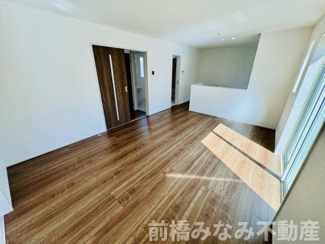 前橋市石倉町三丁目　限定1棟　ハートフルタウン　新築建売の居間・リビング|こちらのリビングで趣味の時間をお楽しみください