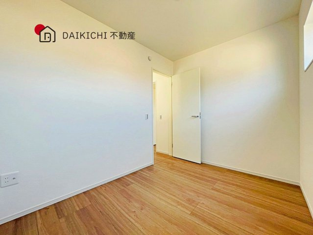 【洋室】 | 桶川市泉6期　KEIAI GRACE　新築戸建　全3棟　3号棟
