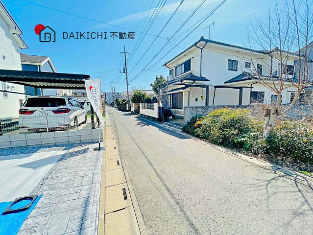 【前面道路含む現地写真】 | 桶川市泉6期　KEIAI GRACE　新築戸建　全3棟　3号棟