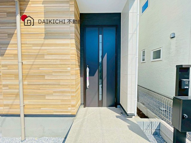 【玄関】 | 桶川市泉6期　KEIAI GRACE　新築戸建　全3棟　3号棟