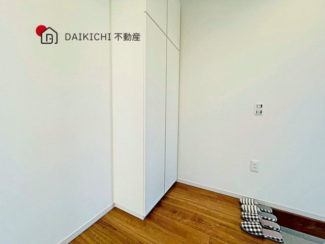 【玄関】 | 桶川市泉6期　KEIAI GRACE　新築戸建　全3棟　3号棟