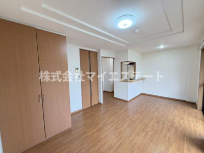 【セキュリティ】 | ロイヤルハイツ | 別部屋写真