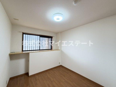 【洋室】 | ロイヤルハイツ | 別部屋写真