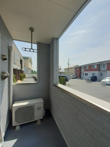 ＳＴＡＲＲＹ　ＮＯＯＮ　Ⅱ（スターリーヌーン）のバルコニー