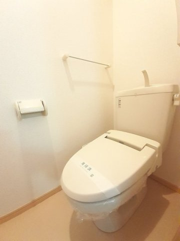 ＳＴＡＲＲＹ　ＮＯＯＮ　Ⅱ（スターリーヌーン）のトイレ