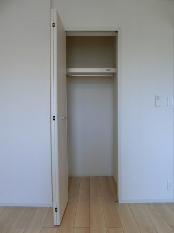 オリエンタル　レジデンスⅣの収納