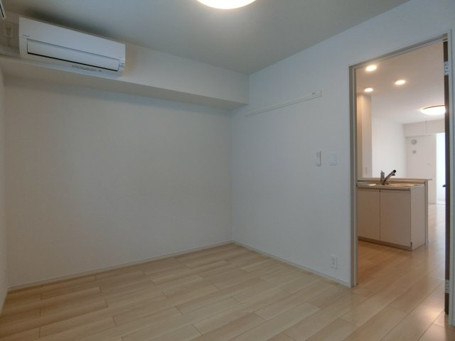 オリエンタル　レジデンスⅣの居間・リビング