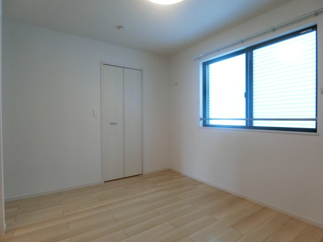 オリエンタル　レジデンスⅣの居間・リビング