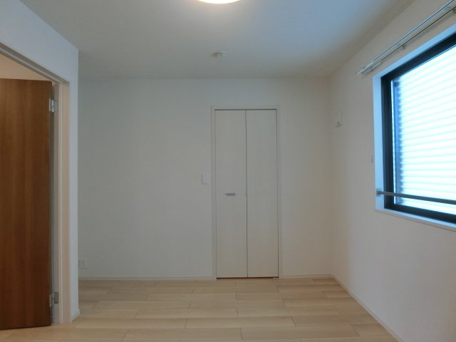 オリエンタル　レジデンスⅣの居間・リビング