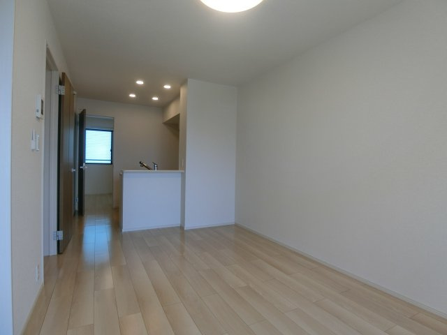 オリエンタル　レジデンスⅣの居間・リビング