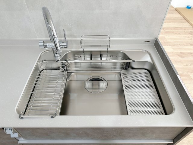 廿日市市阿品4丁目 No.1のキッチン|ステンレスシンク☆
水切りプレートなどのオプション品も備え付けです♪