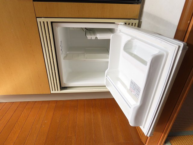 小屋南一丁目　中古住宅の洋室