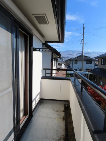 小屋南一丁目　中古住宅のバルコニー