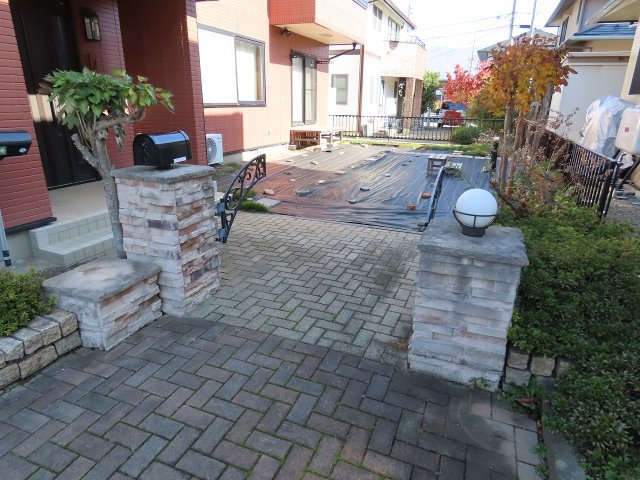 小屋南一丁目　中古住宅の庭