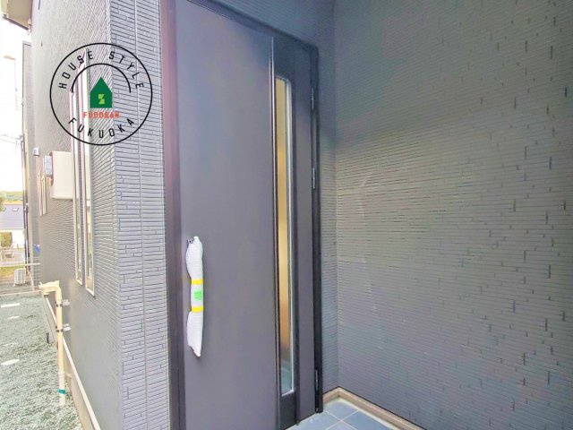 糟屋郡須恵町大字須恵第23-2棟（2号棟）の外観：施工例|おでかけの時も帰った時も、「我が家」を最初に感じでもらえる素敵な空間に。