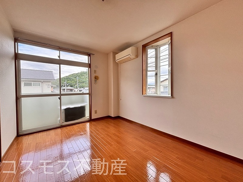 グリーンパレスの居間・リビング