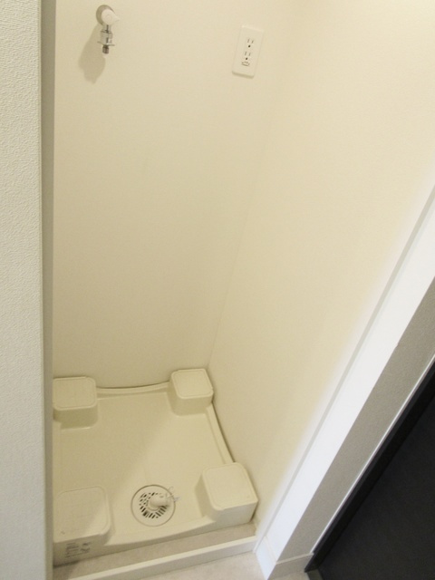 プレール・ドゥーク王子の設備|室内洗濯機置き場です☆