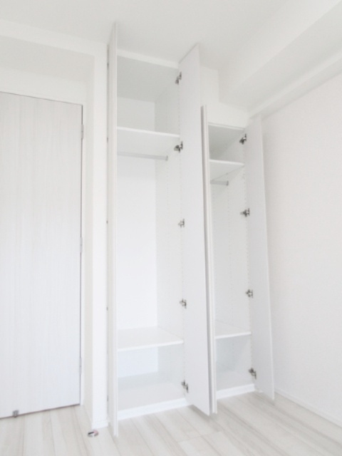 プレール・ドゥーク王子の収納|居室の収納です☆