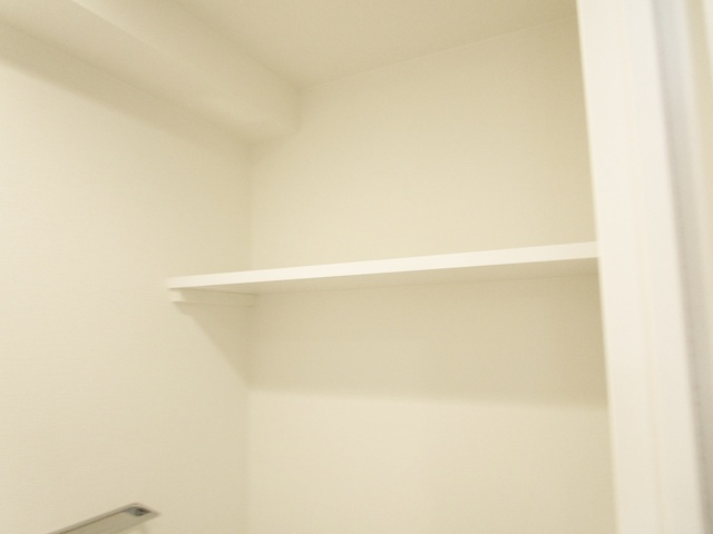 プレール・ドゥーク王子の収納|トイレの上にも収納有☆