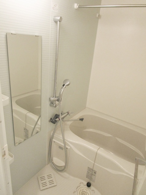 プレール・ドゥーク王子の浴室|独立バスです☆