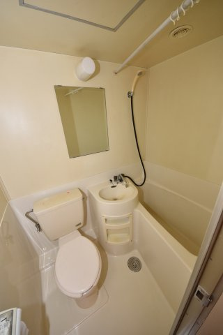 メゾン・ナカニシパートワンの浴室