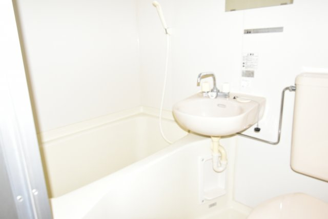 メゾン・ナカニシパートワンの洗面所