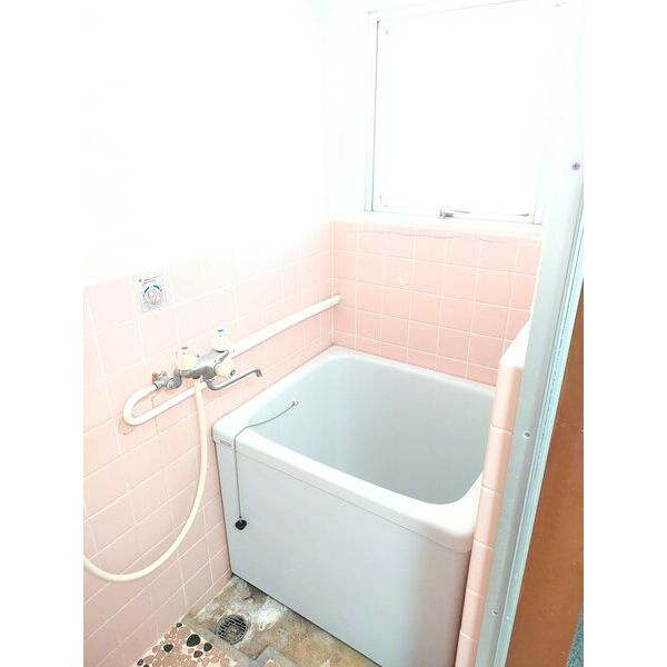 ミリオンハイツの浴室