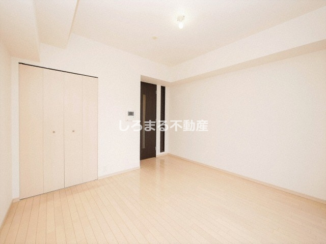 エイペックス大阪城西の居間・リビング