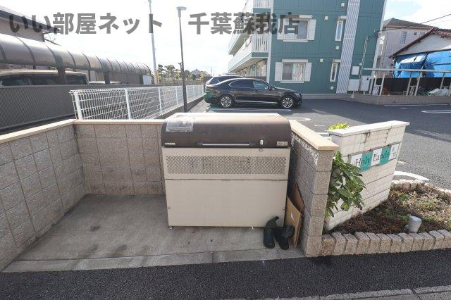 Holy Landsのその他共用部分|ゴミストッカー