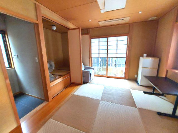 売中古戸建　静岡市葵区松富３丁目の和室|しっとりと落ち着いた雰囲気の和室です。
室内にトイレがあり、ご年配の方にも嬉しい間取りです♪