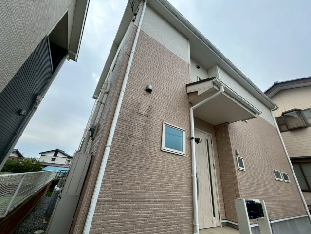 北群馬郡吉岡町漆原1021-1の外観