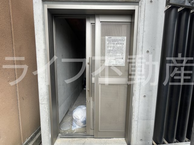 第7美和マンションのバルコニー|外からの目が気にならないバルコニーで洗濯物が干せます