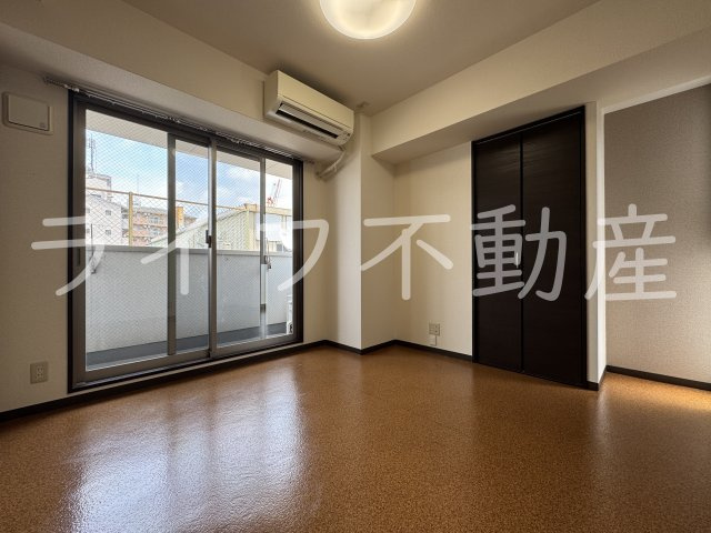 第7美和マンションの居間・リビング|使いやすい居間です