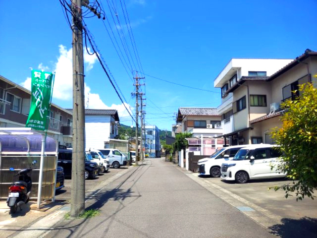 【前面道路含む現地写真】の画像