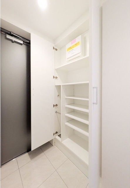 グランパセオ代々木上原Ⅱの玄関|※全て別号室のお写真。内装等参考にしてください。