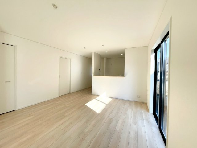 千曲市中第１の居間・リビング|２号棟