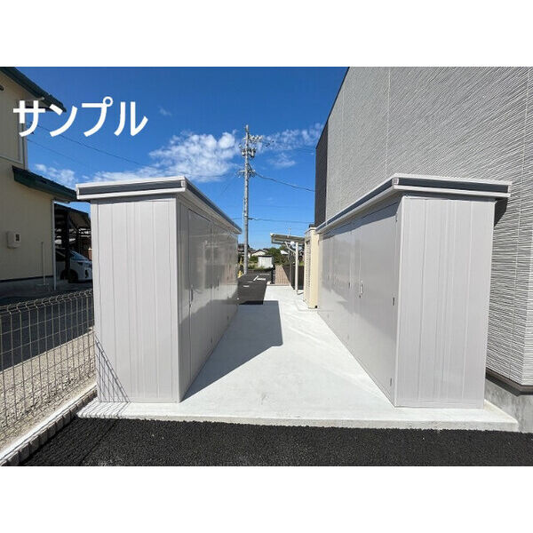 大府市横根町グロリアのエントランス