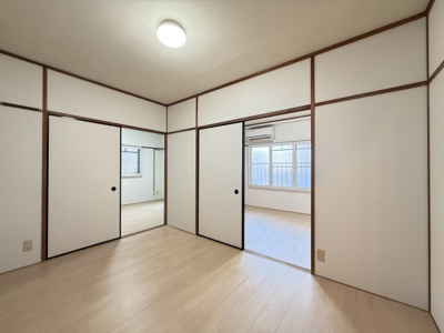 【居間・リビング】 | アイリス三井ビル