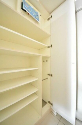 【設備】 | LEXE赤羽 | シューズボックス