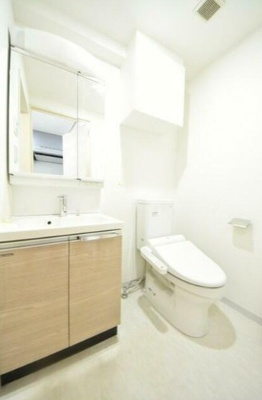 【トイレ】 | LEXE赤羽 | 清潔感のあるトイレです