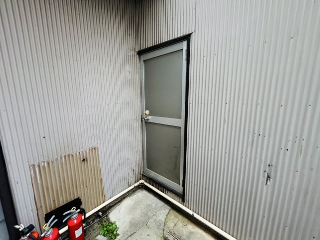 御幸本町貸店舗の外観