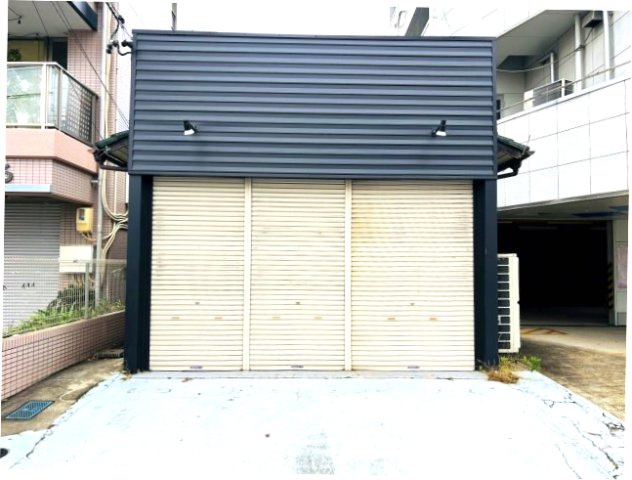 御幸本町貸店舗の外観