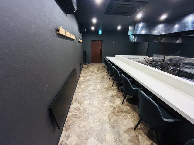 御幸本町貸店舗の内装