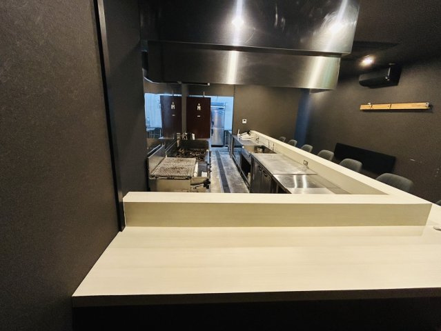 御幸本町貸店舗の内装