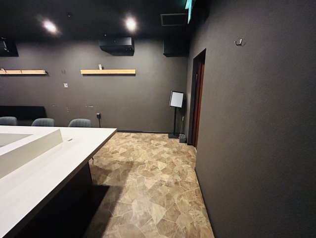 御幸本町貸店舗の内装