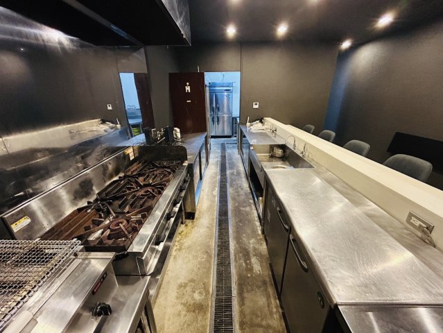 御幸本町貸店舗のキッチン