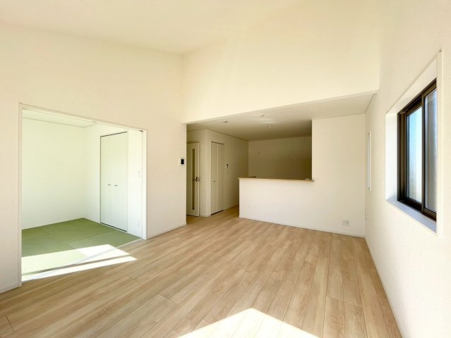 耐震等級３！ご成約プレゼント対象物件！の居間・リビング|５号棟