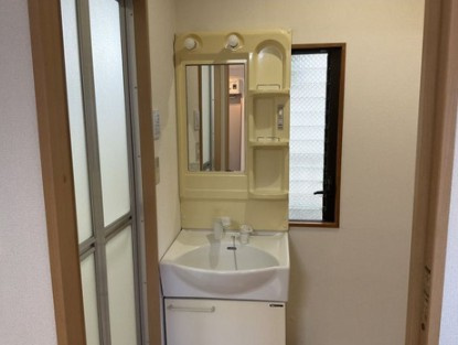 プレゼントコートの洗面所